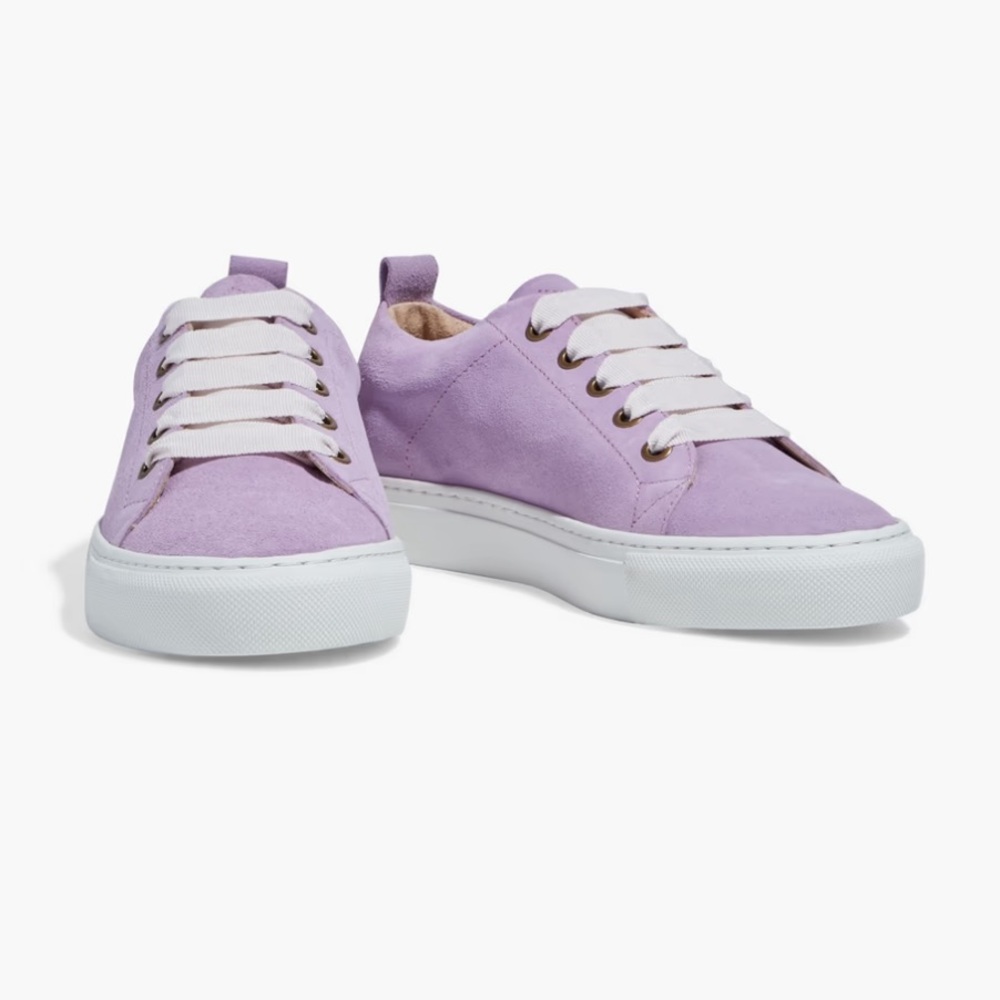 Manebí •‎ Hamptons Suede Sneakers in Lilac